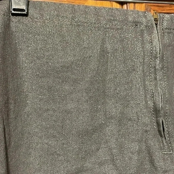 Be-Girl gray denim skirt no split frayed edges in design - Picture 5 of 5